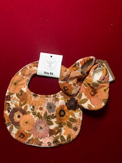 Fabulous Fall Flowers Bib